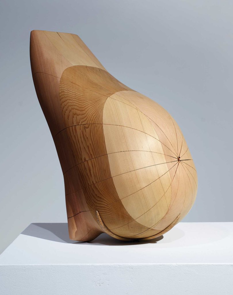 Alison Croney Moses. “My Belly,” 2021. Part of the series My Black Body. Cedar wood, milk paint. Commissioned for the Designing Motherhood exhibition by the Maternity Care Coalition Advisors. Courtesy the artist. PHOTO: STEPHEN TOURLENTES “My Belly,” wooden sculpture Part of the series My Black Body. Cedar wood, milk paint.
